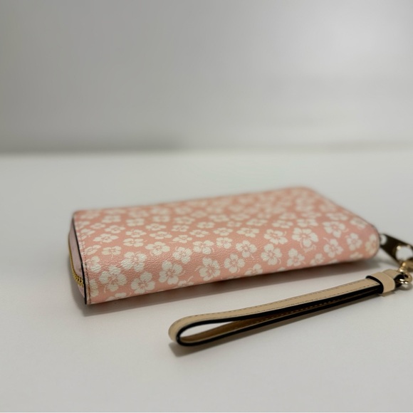 COACH Pink Floral Wristlet Wallet - Picture 6 of 10